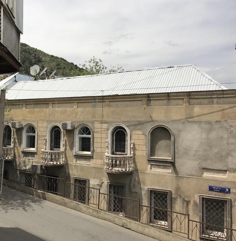 Kuxos Besiki Studio Apartment Tbilisi Exterior photo